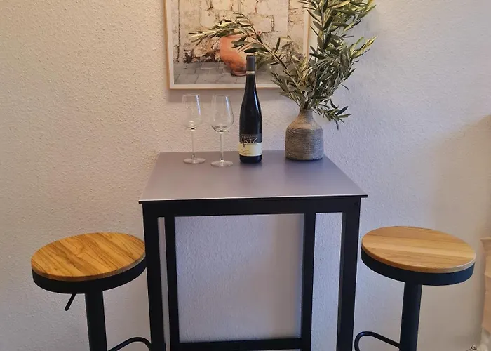 Im Rebennest - 3,5 Zkb Mit Terasse Und Garten An Den Weinbergen Lejlighed Ilbesheim bei Landau in der Pfalz