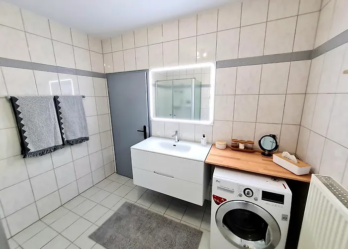 Im Rebennest - 3,5 Zkb Mit Terasse Und Garten An Den Weinbergen Ilbesheim bei Landau in der Pfalz